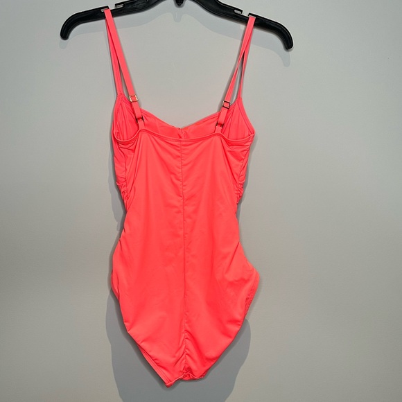 La Blanca Island Goddess Swimsuit - Picture 6 of 8